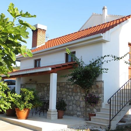 Holiday Home Artina 2 Lovište Oda fotoğraf