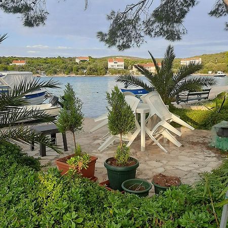 Holiday Home Artina 2 Lovište Dış mekan fotoğraf