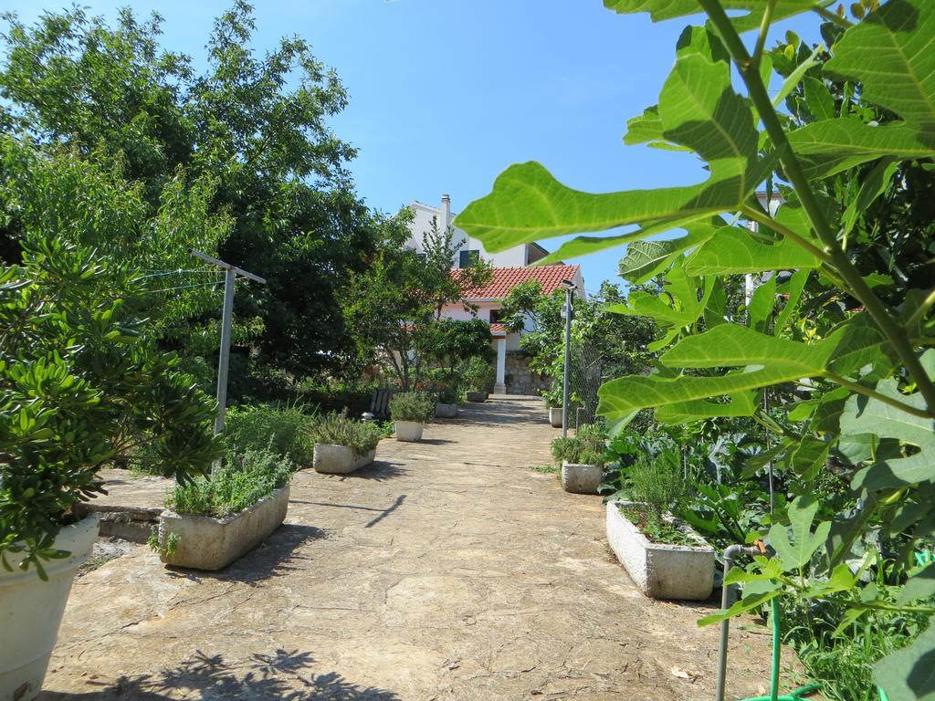 Holiday Home Artina 2 Lovište Oda fotoğraf