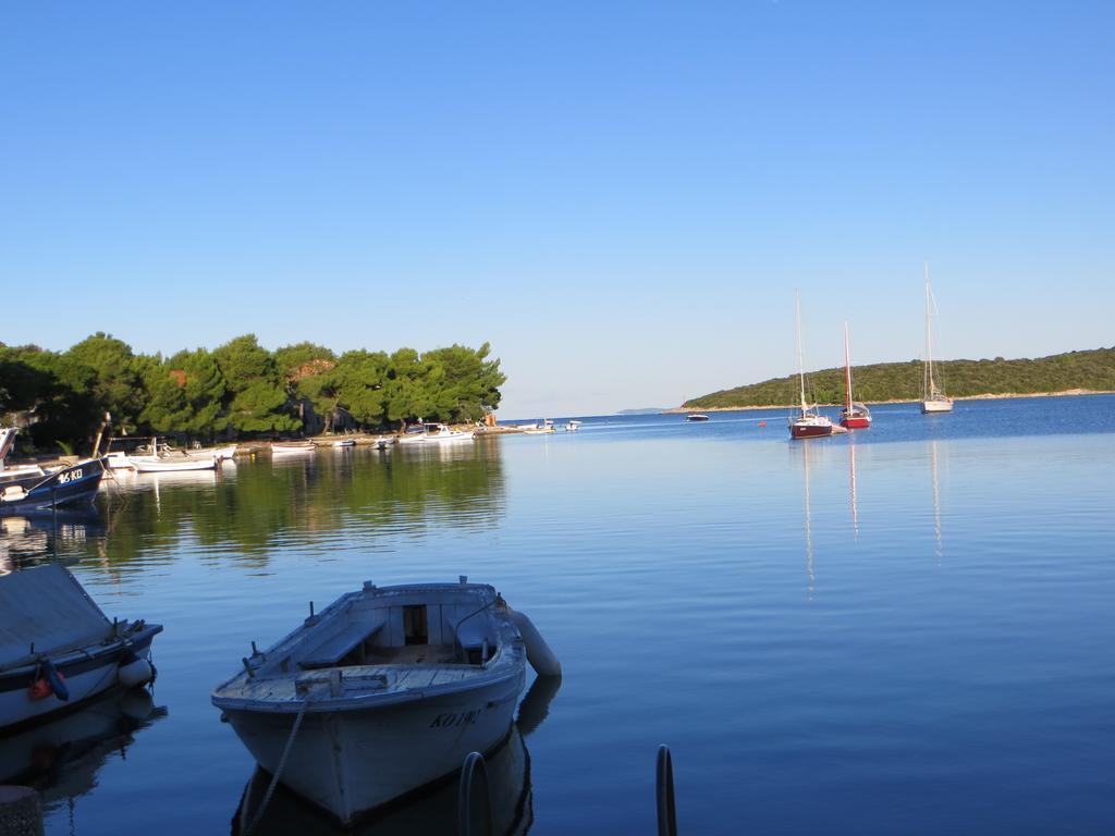 Holiday Home Artina 2 Lovište Oda fotoğraf